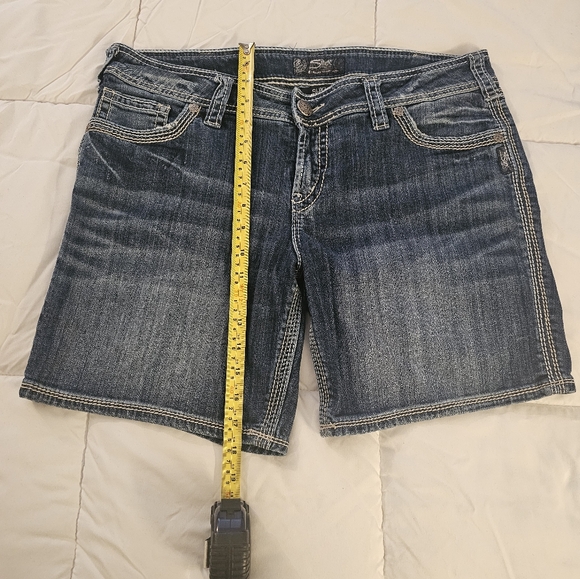 Silver Suki denim shorts - Picture 3 of 8